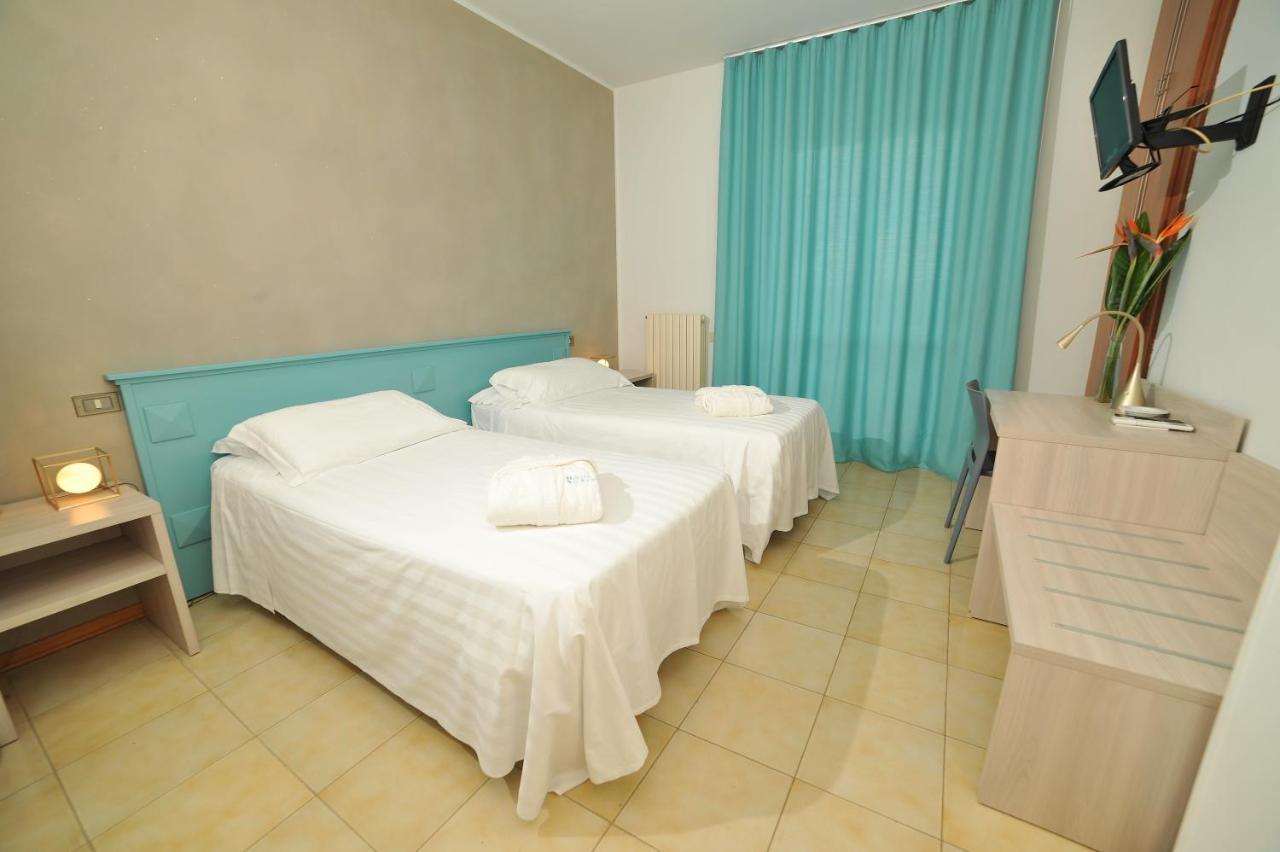 Hotel San Crispino Morrovalle Luaran gambar