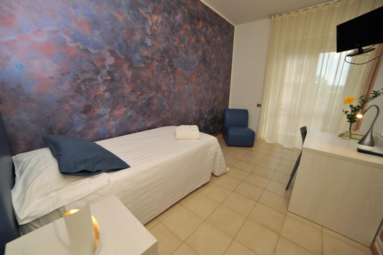 Hotel San Crispino Morrovalle Luaran gambar