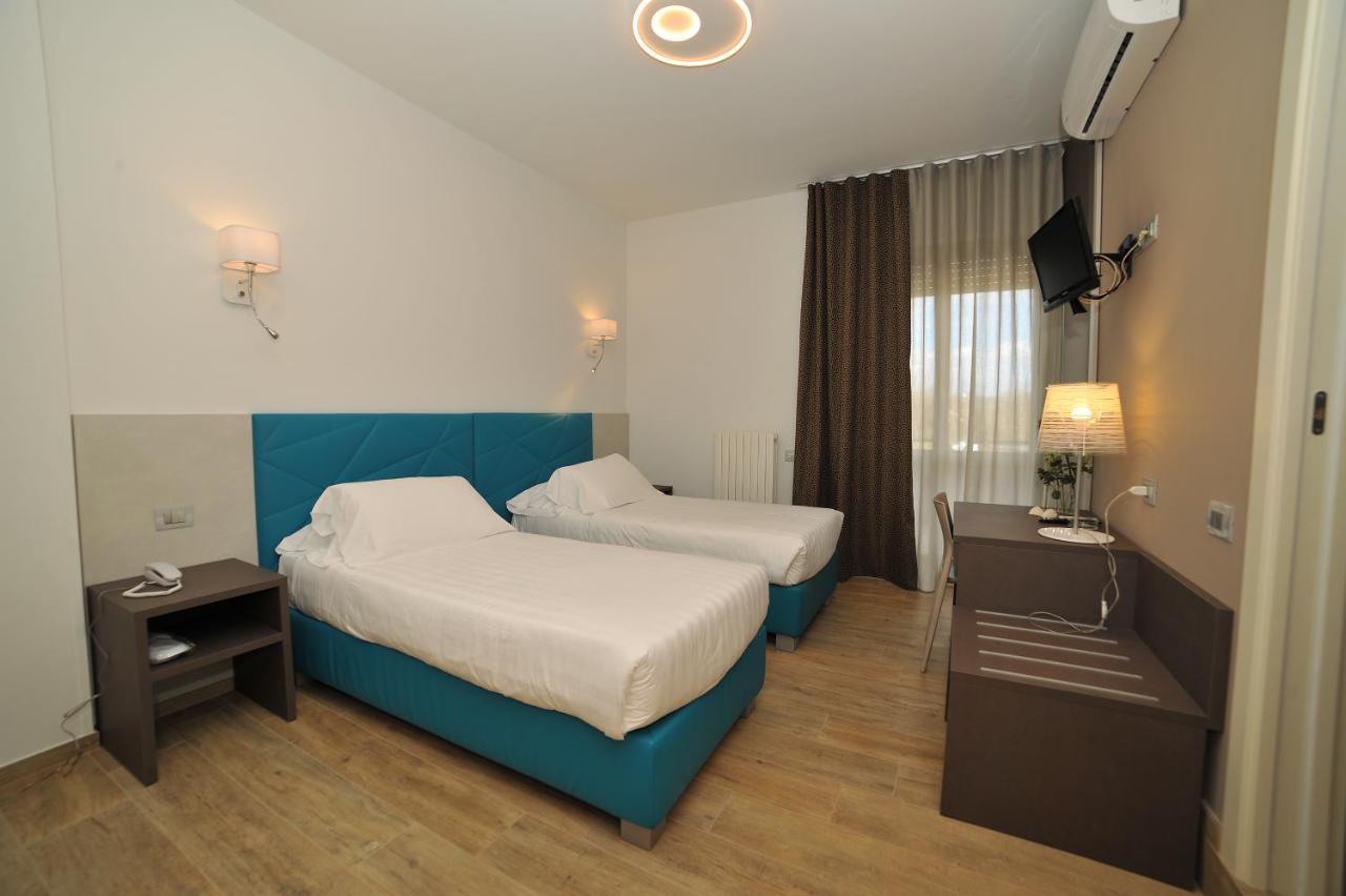 Hotel San Crispino Morrovalle Luaran gambar
