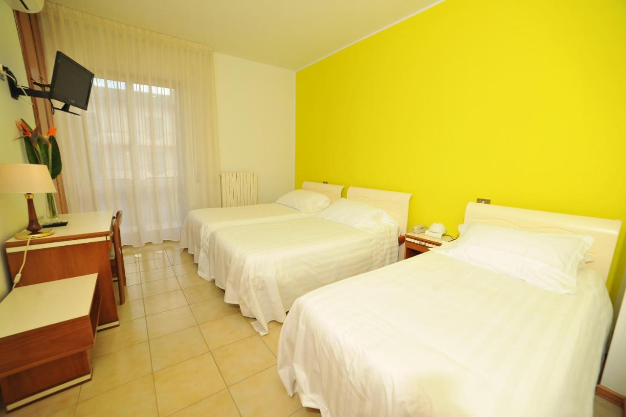 Hotel San Crispino Morrovalle Luaran gambar